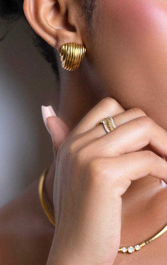 Boucles d'oreilles Nova – portées vue rapprochée