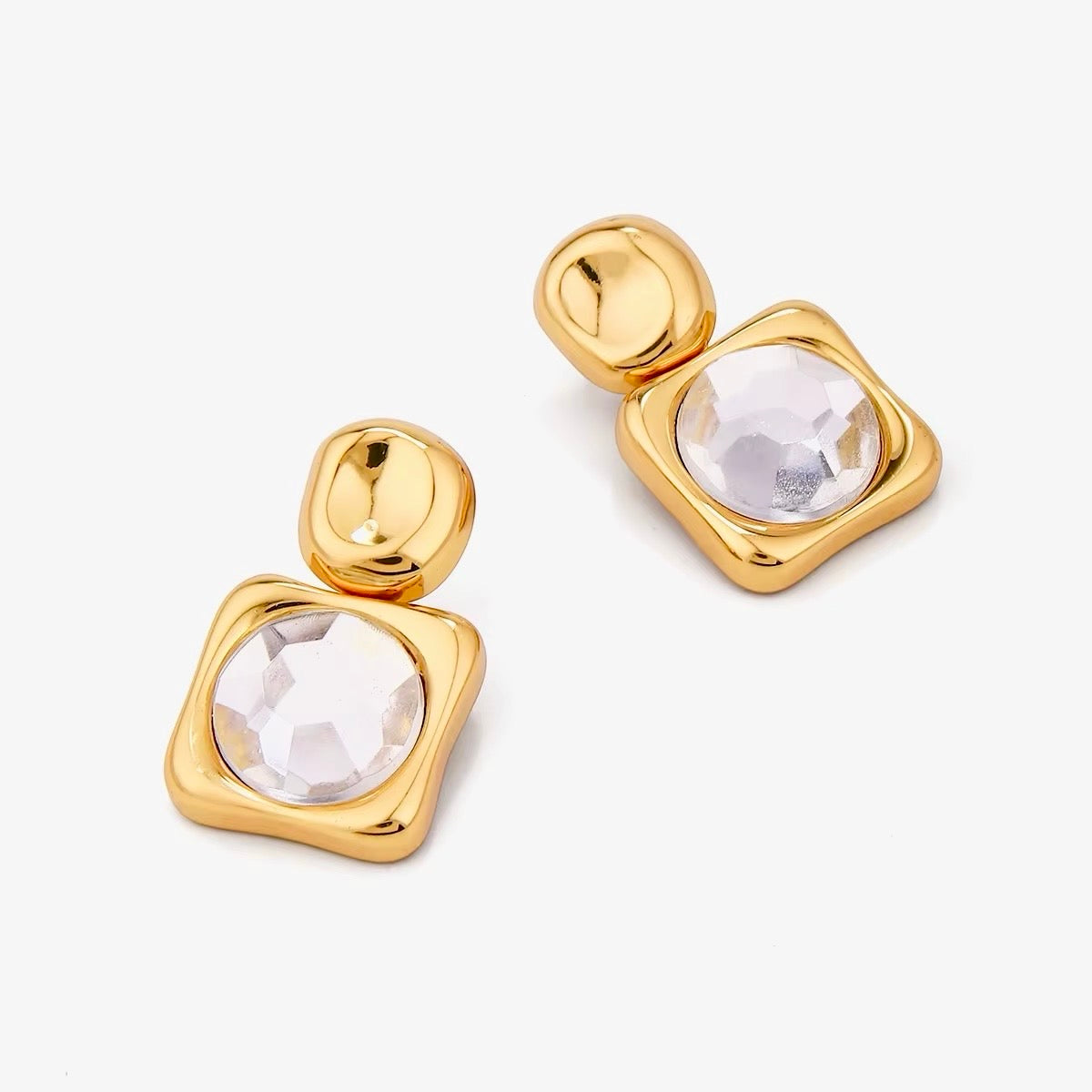 Boucles d'oreilles Kaia – vue produit fond blanc