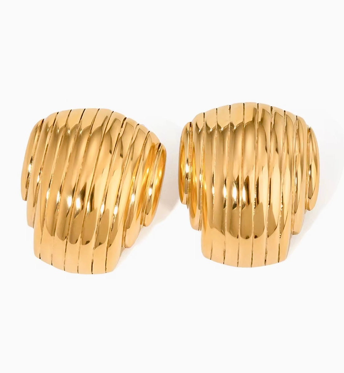 Boucles d'oreilles Nova – portées vue de profil